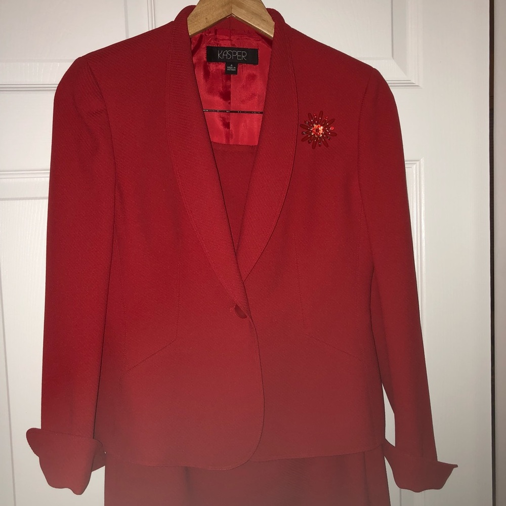 Red Suit